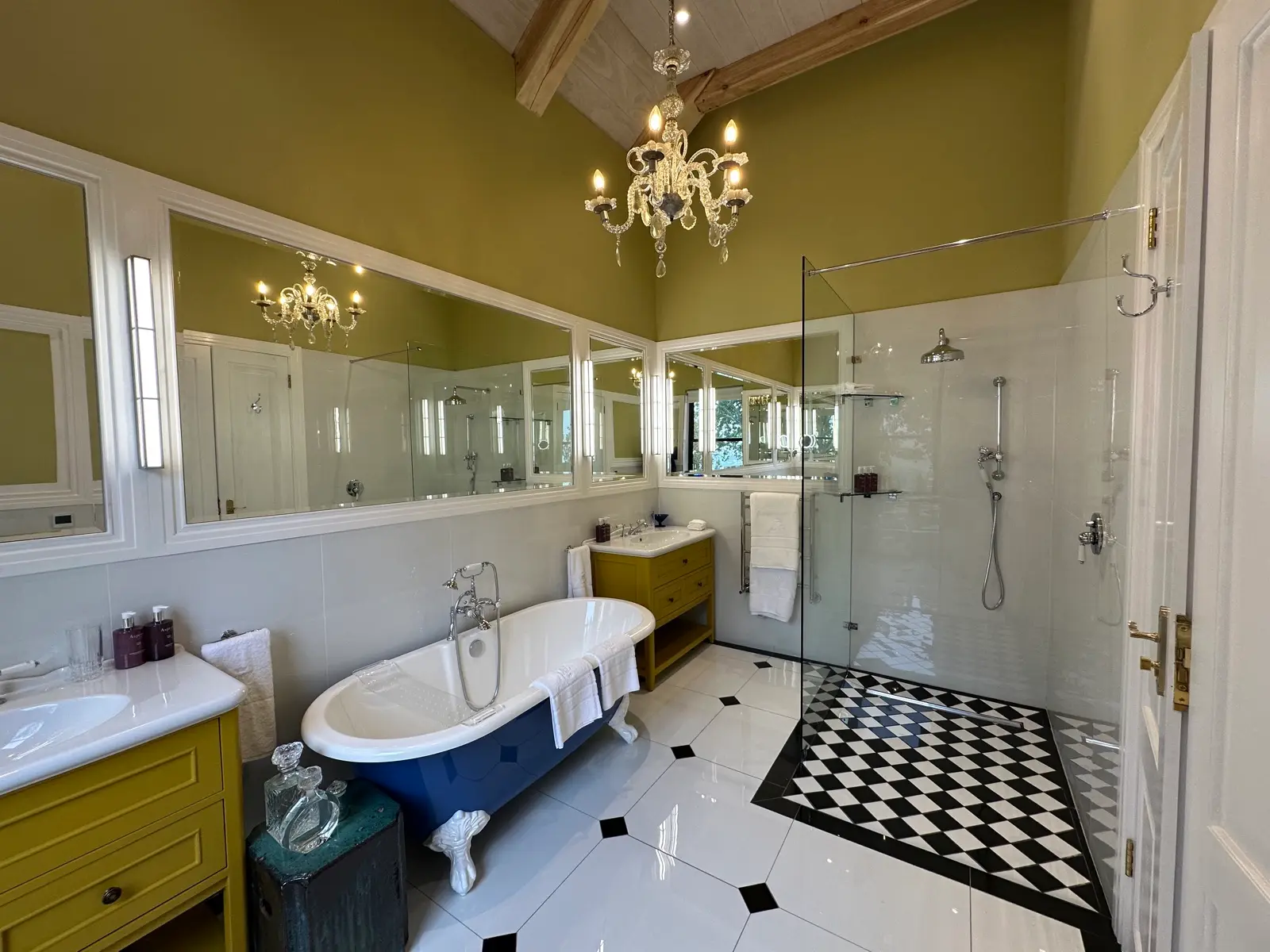 La Residence — 3
